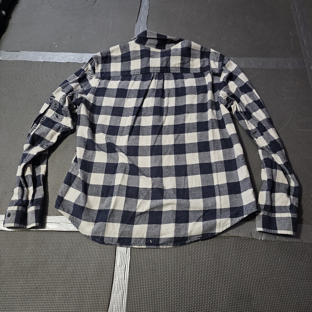 Goodfellow & Co Button Up - Picture 3 of 3